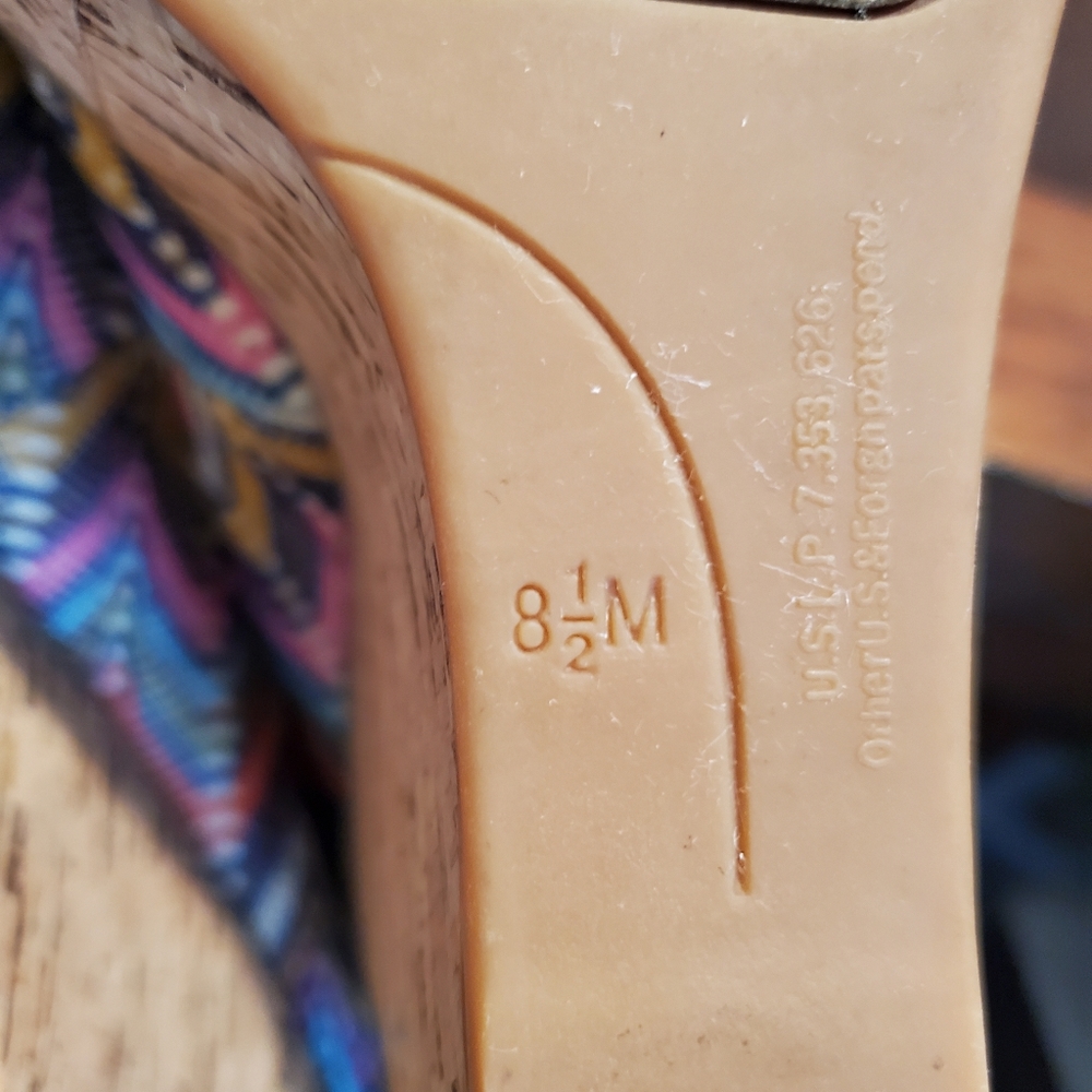 Nine West Wild Thingo Chevron Wedge - Picture 11 of 13